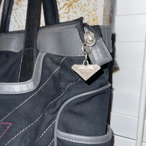 Big beautiful Roxy purse - Picture 3 of 5